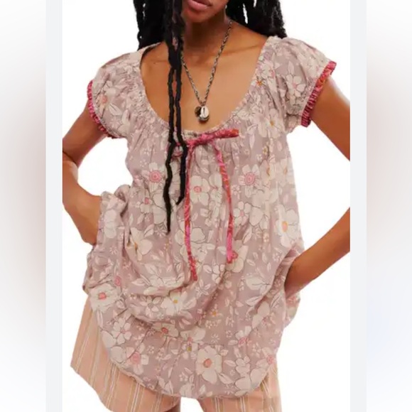 Free People Tops - FREE PEOPLE FRANKIE FLORAL SHORT SLEEVE TUNIC S M